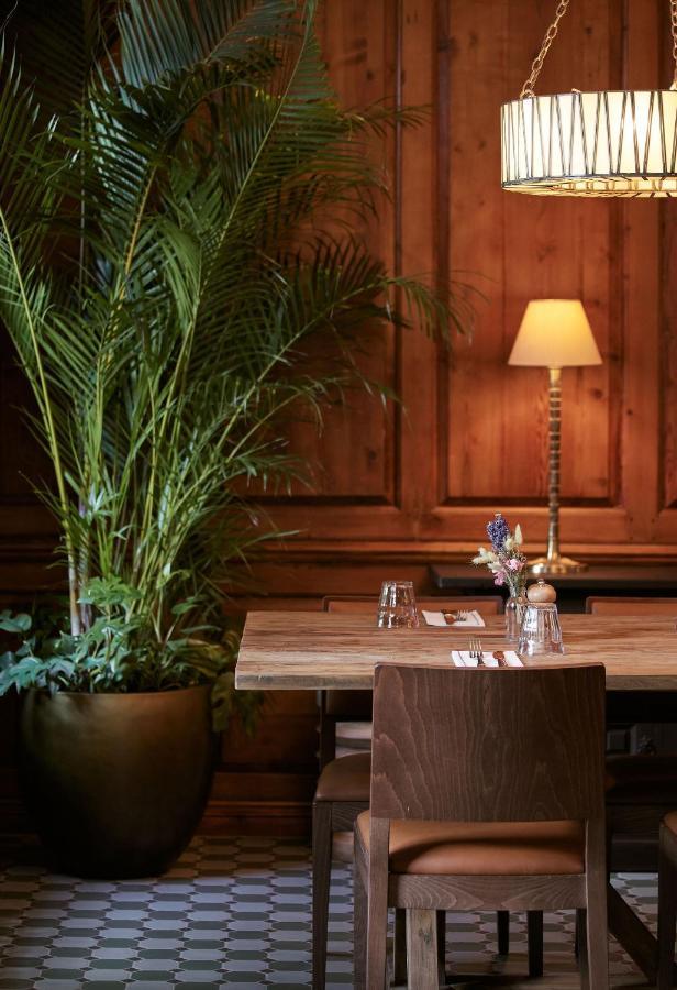 The Georgian, Haslemere, Surrey 外观 照片